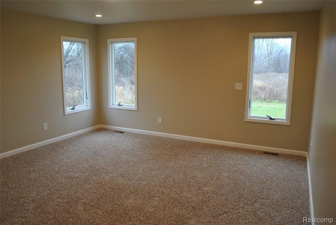 8941 North Gregory Road Fowlerville, MI 48836 - Photo 13 of 30 DSC_0764.jpg