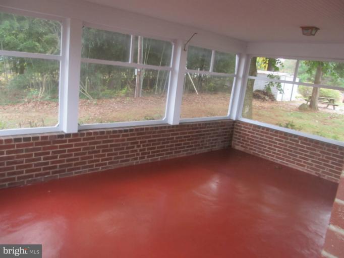 12368 Metlock Road Culpeper, VA 22701 - Photo 2 of 30 Interior (General)