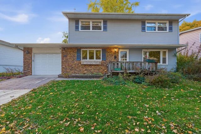 $324,900 | 1513 Franklin Street, Valparaiso, IN 46383