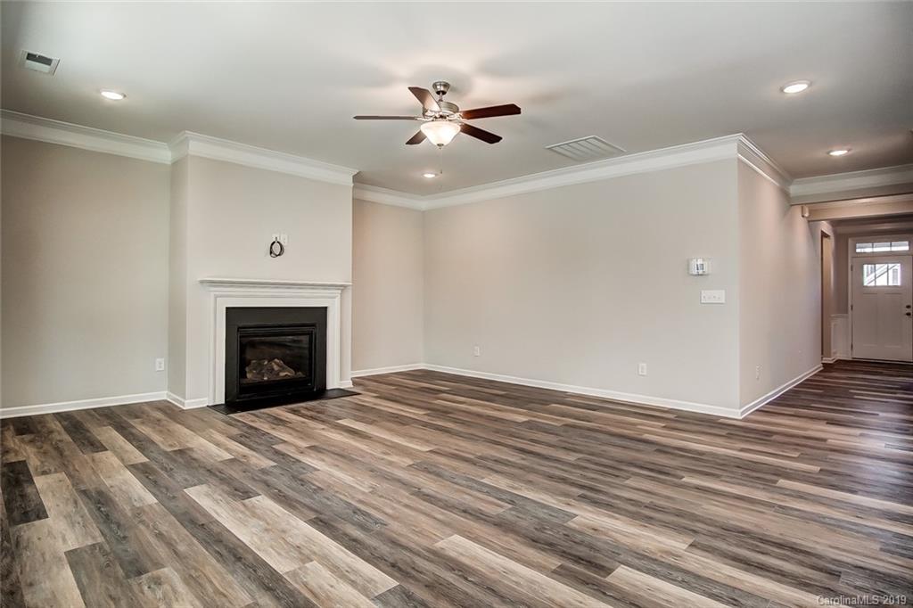 5093 Devonshire Road Denver, NC 28037 - Photo 9 of 44 Gallery Image 9