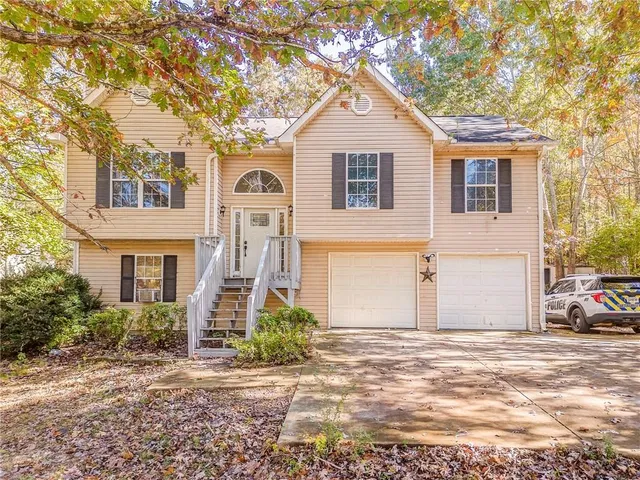 $230,000 | 156 Dogwood Glen Drive, Aragon, GA 30104