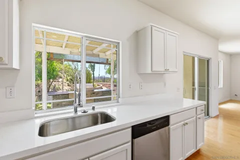 $1,099,900 | 820 Plumeria Street, San Marcos, CA 92069