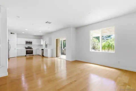 $1,099,900 | 820 Plumeria Street, San Marcos, CA 92069