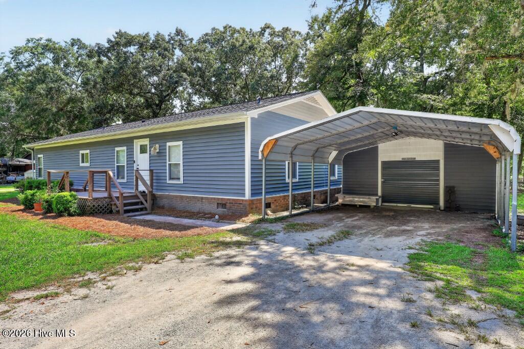 405 Sand Ridge Road New Bern, NC 28560 - Photo 3 of 27 Gallery Image 3