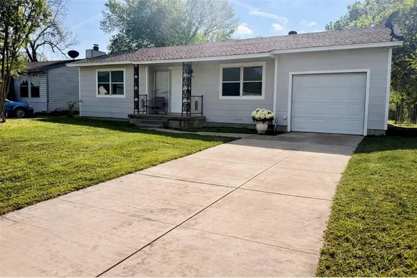 $2,000 | 1817 North Nursery Road, Irving, TX 75061