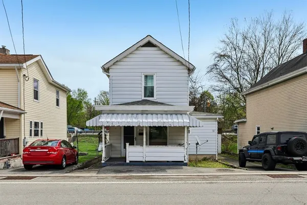 $128,000 | 2112 Keystone Avenue, Greensburg, PA 15601