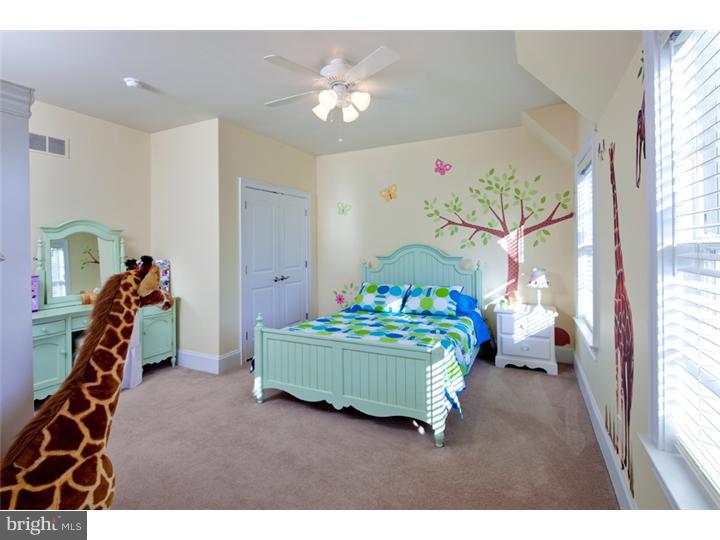 515 Red Fox Lane Wayne, PA 19087 - Photo 12 of 16 Gallery Image 12