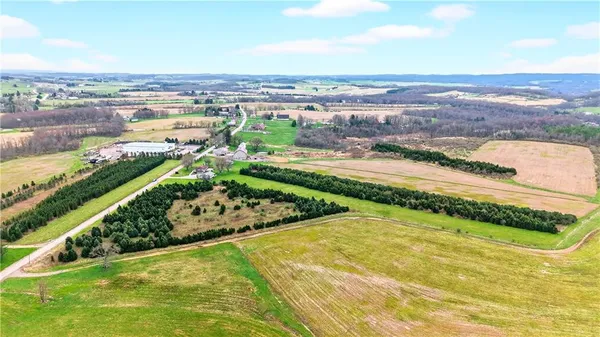 $539,000 | 534 Harvest Drive, Rockwood, PA 15557