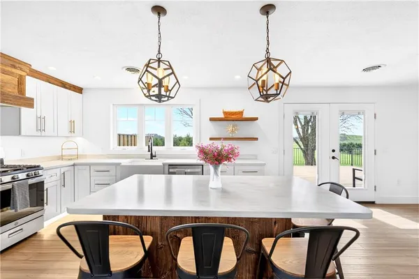 $539,000 | 534 Harvest Drive, Rockwood, PA 15557