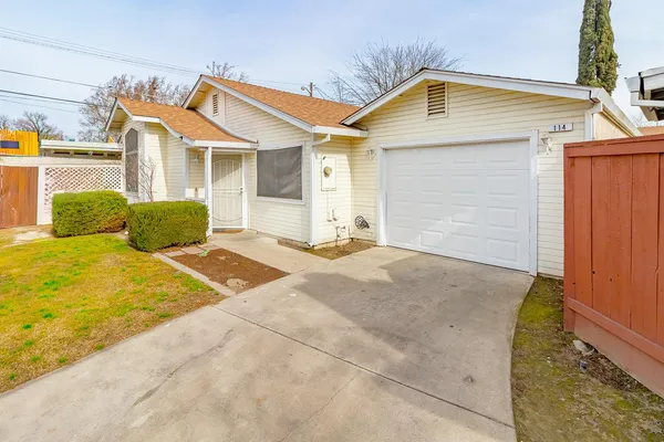 $324,900 | 900 West Canal Drive, Unit 114, Turlock, CA 95380