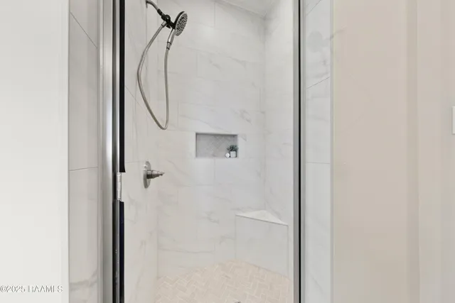 $409,630 | 209 Keystone Drive, Scott, LA 70583