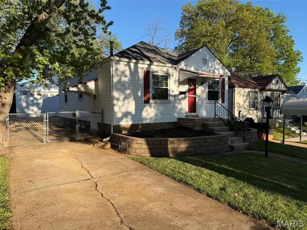 $179,000 | 1338 Fairmount Court, St. Louis, MO 63139