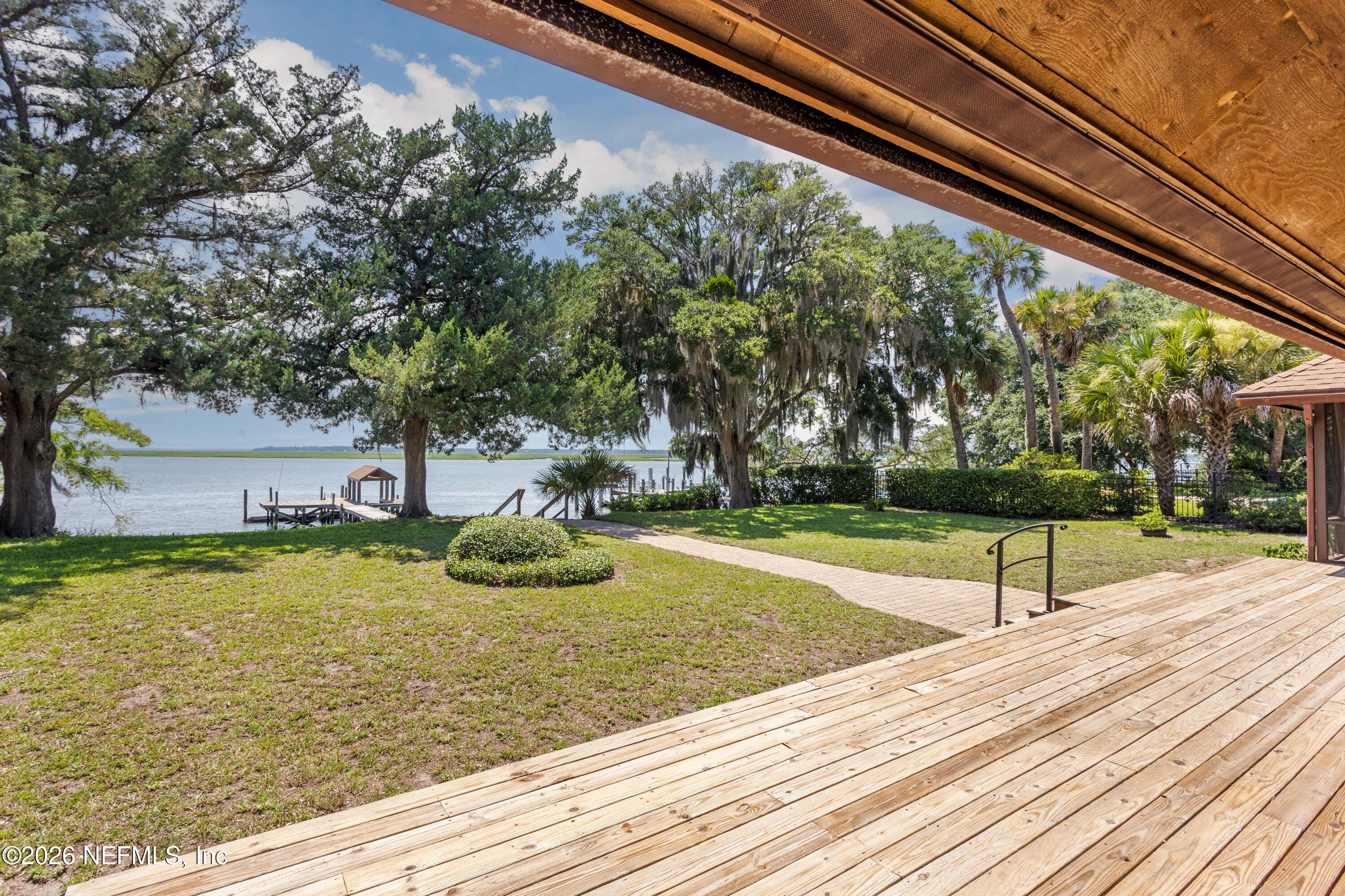 1209 Manucy Road Fernandina Beach, FL 32034 - Photo 25 of 37 1209Manucy_ExtRear1