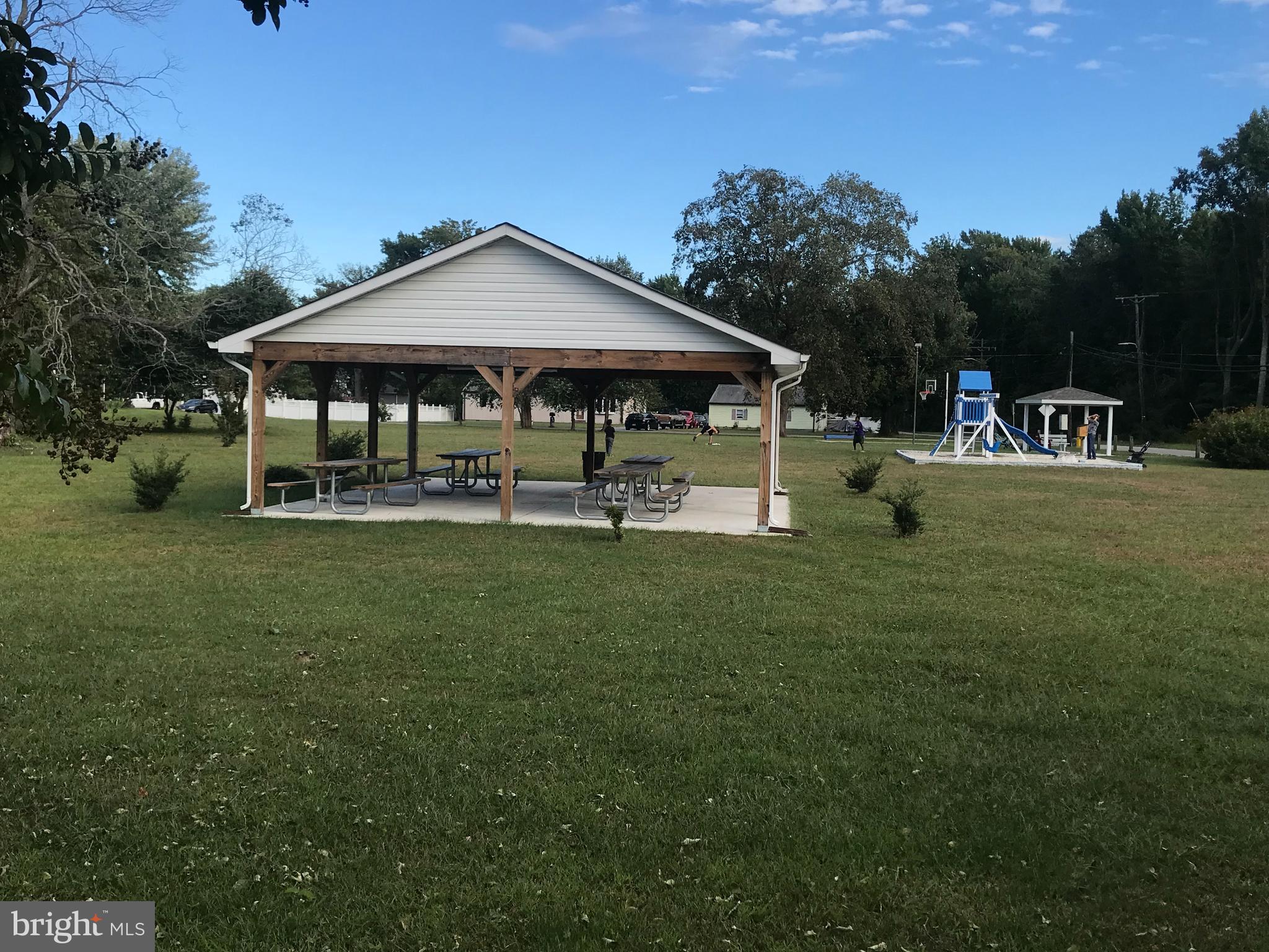 7815 Linthicum Road Pasadena, MD 21122 - Photo 45 of 48 Bayside Beach Covered Picnic Area