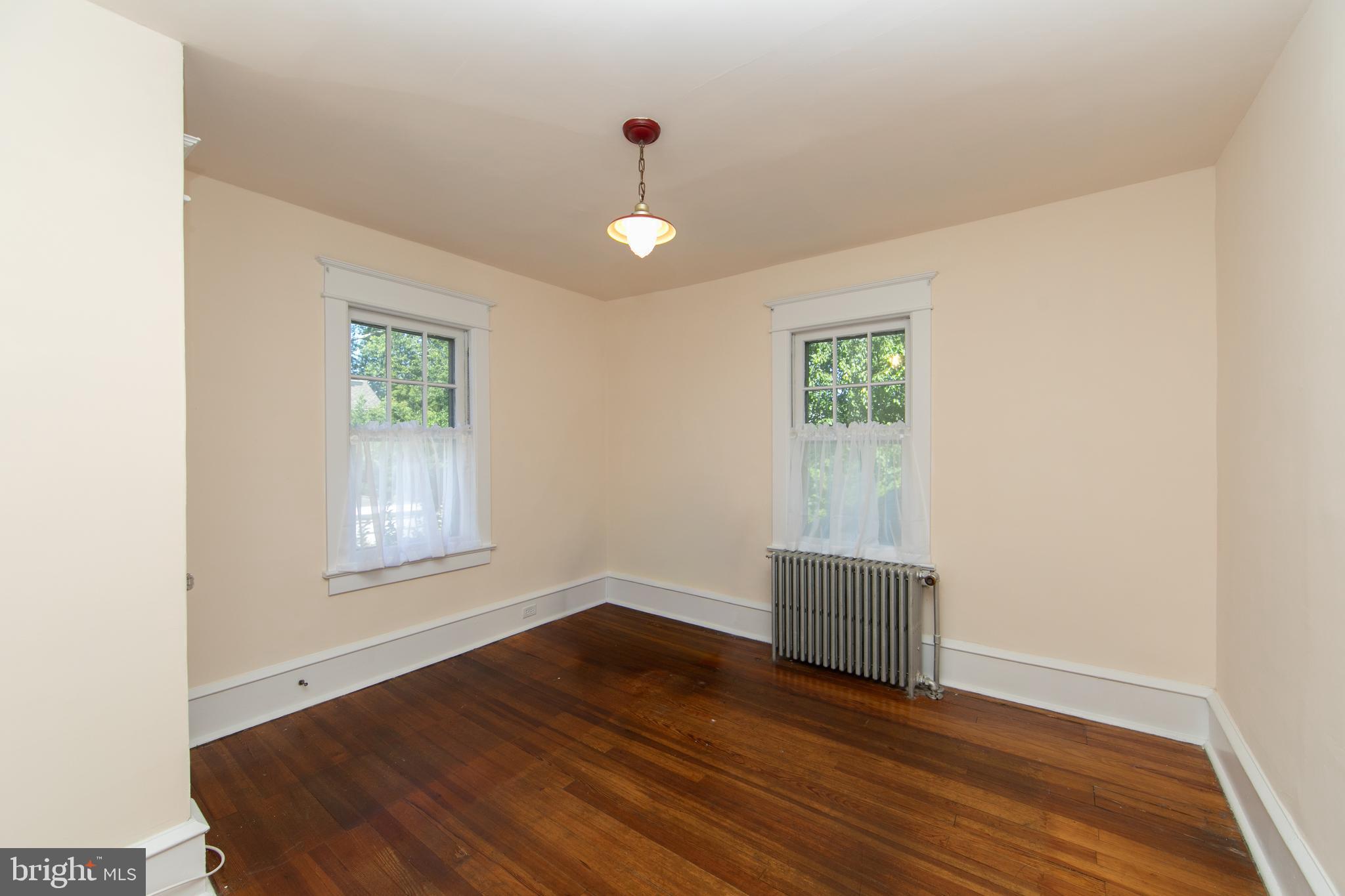 237 Rhoads Avenue Haddonfield, NJ 08033 - Photo 30 of 47 Bedroom 3 with hardwood floors