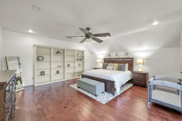 $1,470,000 | 50 Lake Estates Drive, Montgomery, TX 77356