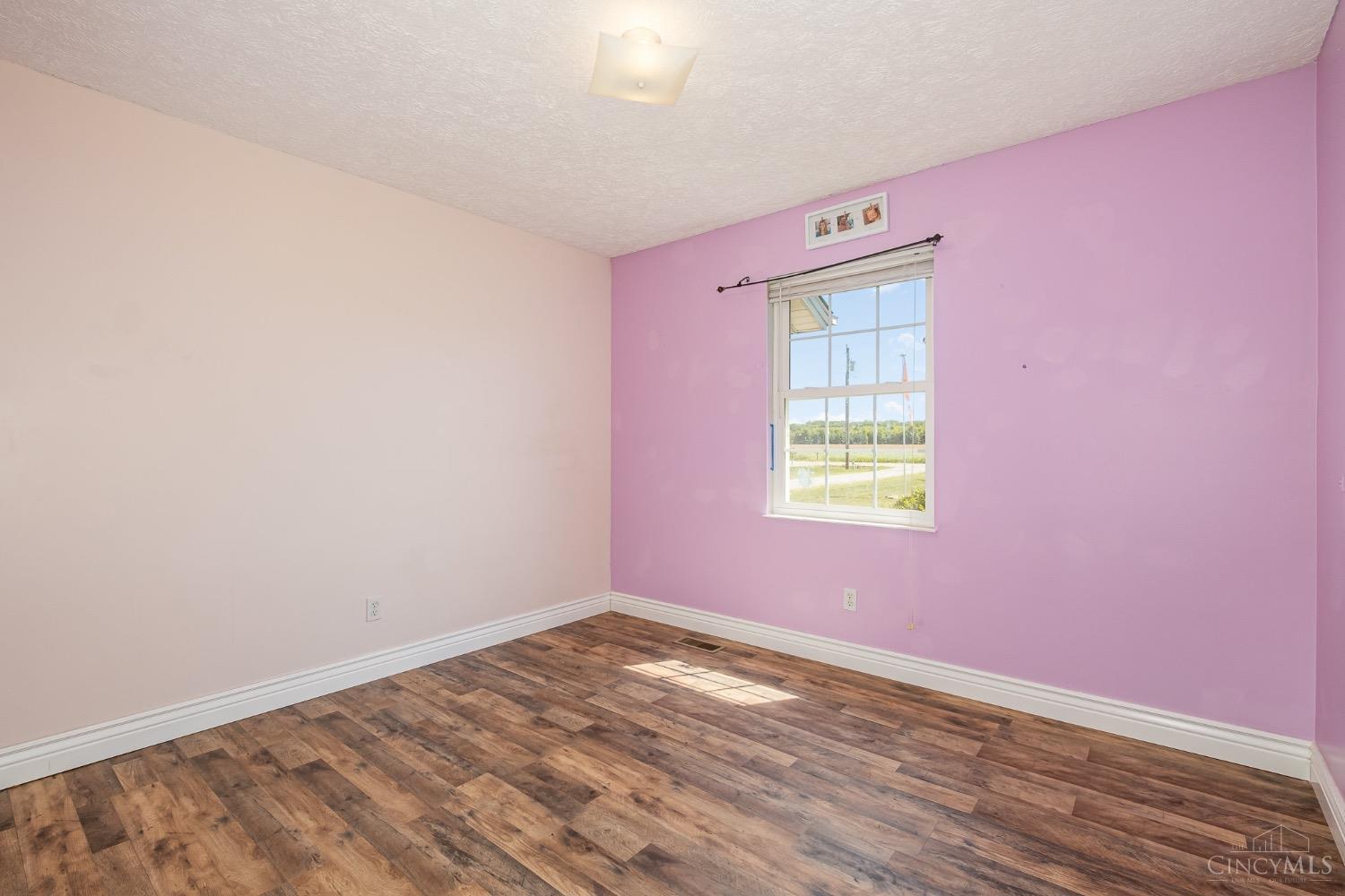 7650 Whitacre Road Blanchester, OH 45107 - Photo 15 of 31 Gallery Image 15