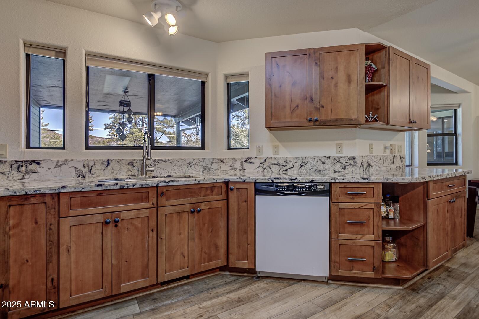 6253 Sharyn Road Pine, AZ 85544 - Photo 17 of 56 IMG_ 13
