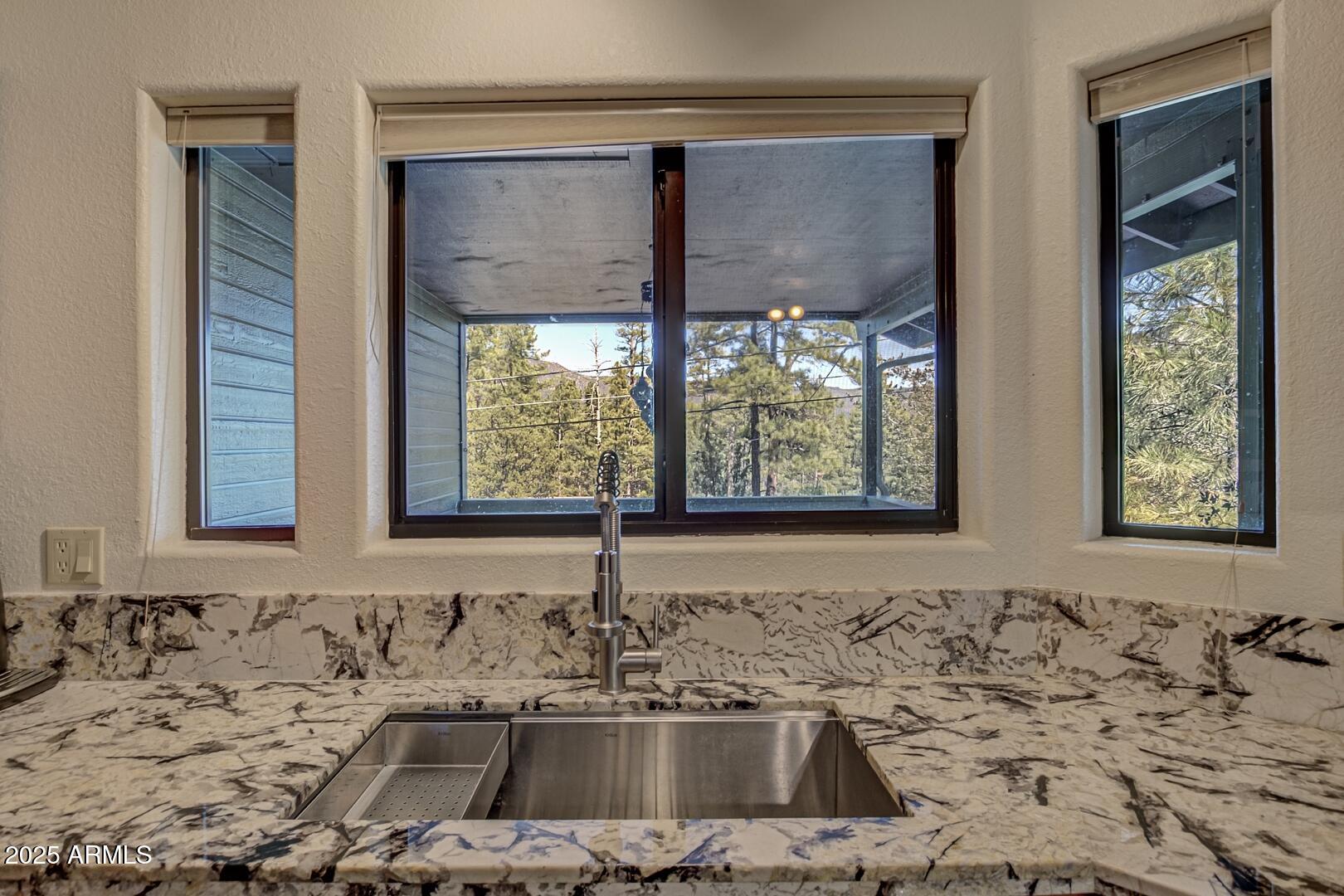 6253 Sharyn Road Pine, AZ 85544 - Photo 22 of 56 IMG_ 17