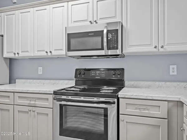 $312,000 | 115 Craig Drive, Hubert, NC 28539