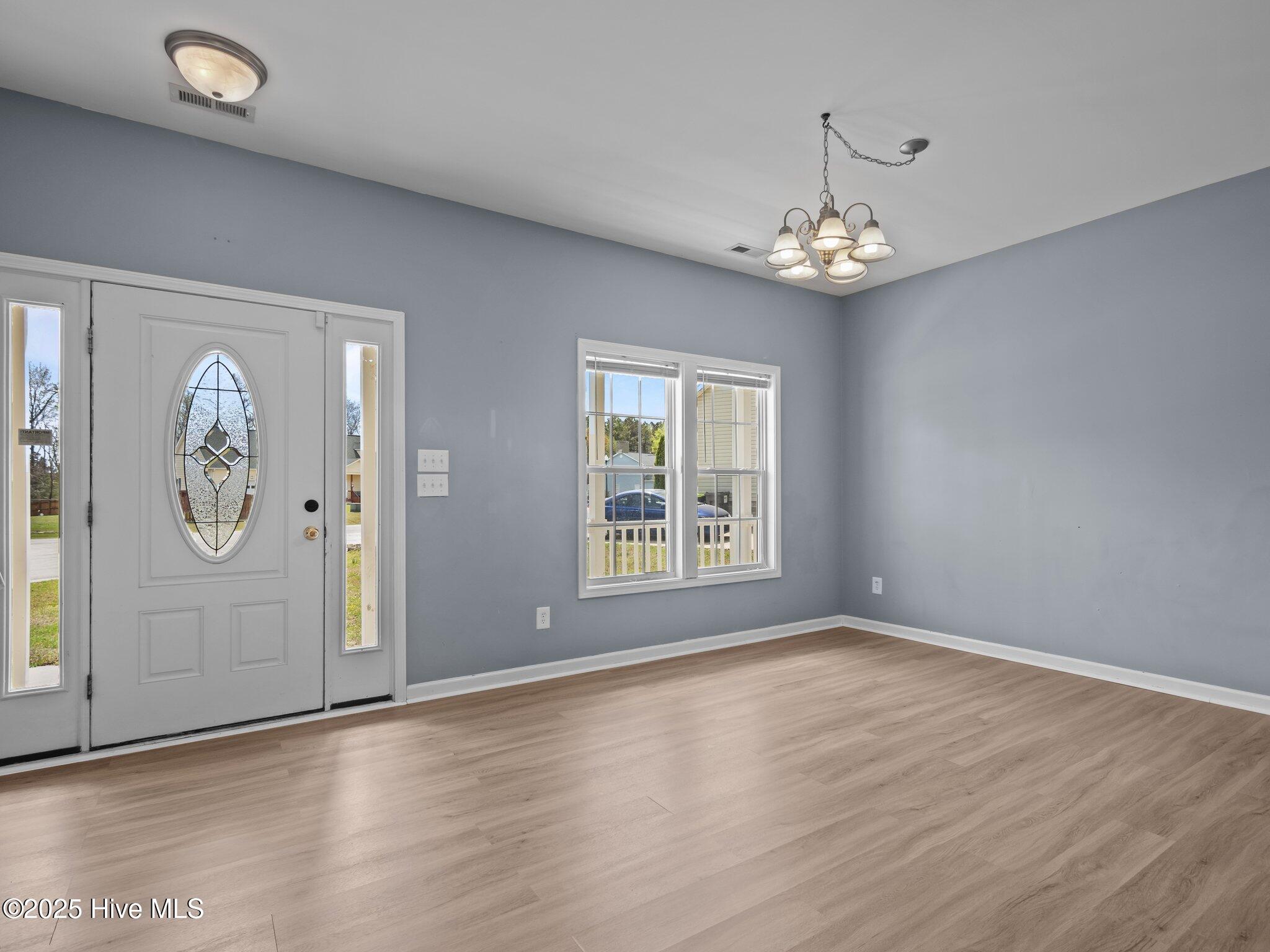 115 Craig Drive Hubert, NC 28539 - Photo 4 of 50 31-web-or-mls-P3314996