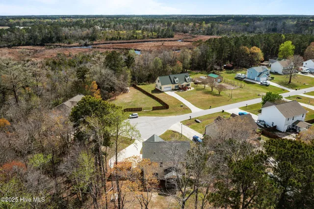 $312,000 | 115 Craig Drive, Hubert, NC 28539