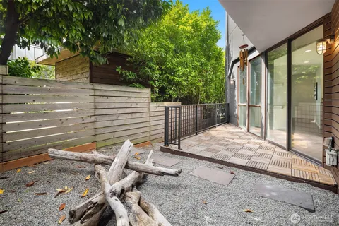 $2,695,000 | 2560 12th Avenue West, Seattle, WA 98119