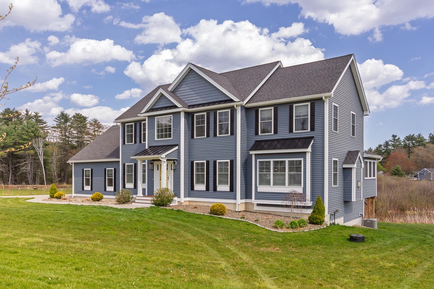 18 Caymus Ridge Salem, NH 03079 - Photo 2 of 46