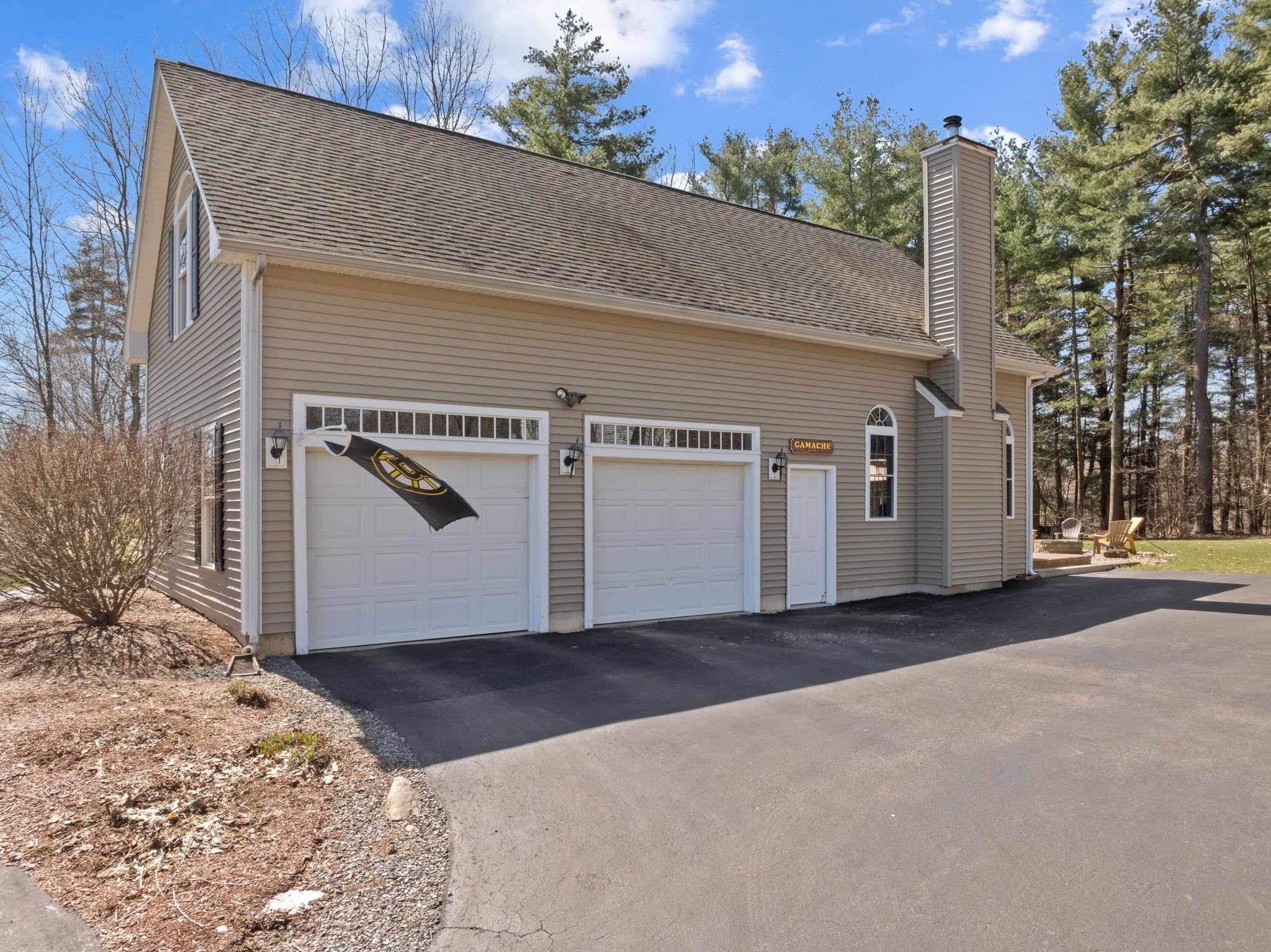 13 Longview Circle Pelham, NH 03076 - Photo 13 of 40