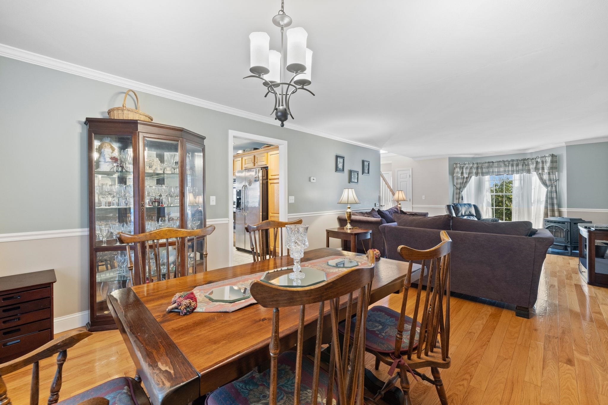 13 Longview Circle Pelham, NH 03076 - Photo 8 of 40