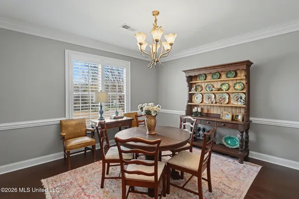 $575,000 | 2038 Nottaway Drive, Southaven, MS 38671