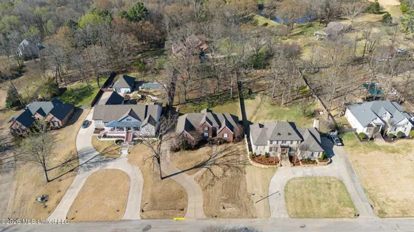 $575,000 | 2038 Nottaway Drive, Southaven, MS 38671