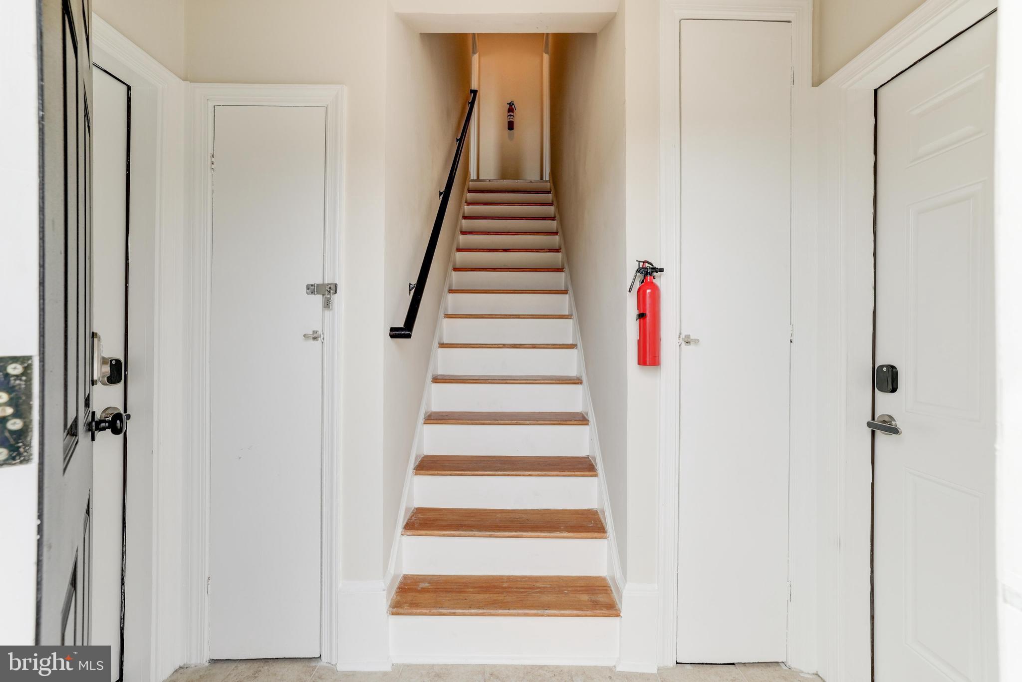 916 19th Street Northeast Washington, DC 20002 - Photo 4 of 66