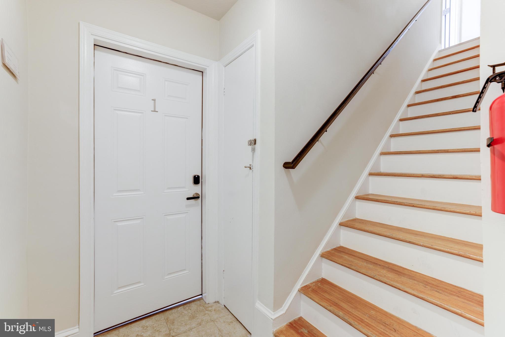 916 19th Street Northeast Washington, DC 20002 - Photo 5 of 66