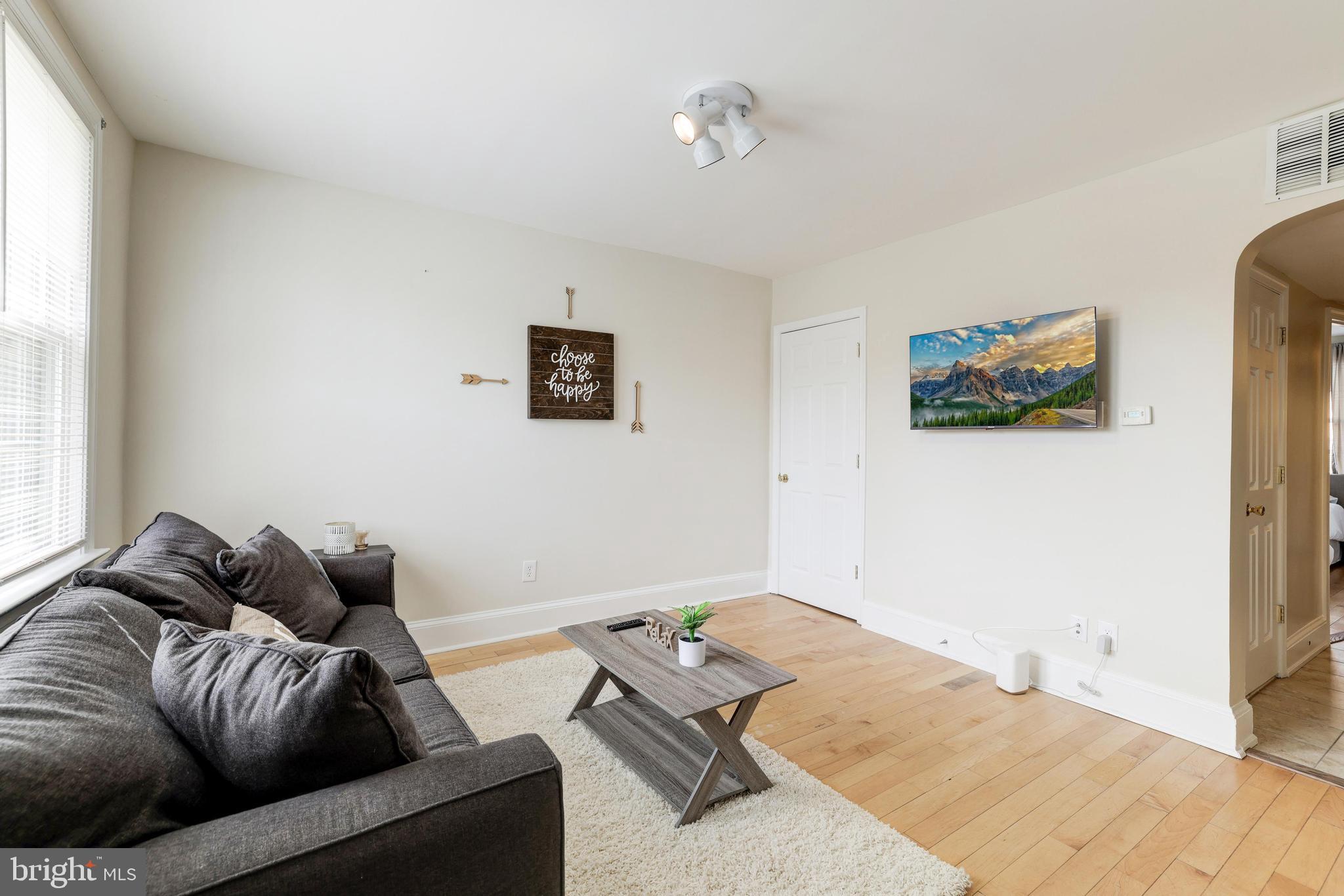 916 19th Street Northeast Washington, DC 20002 - Photo 6 of 66