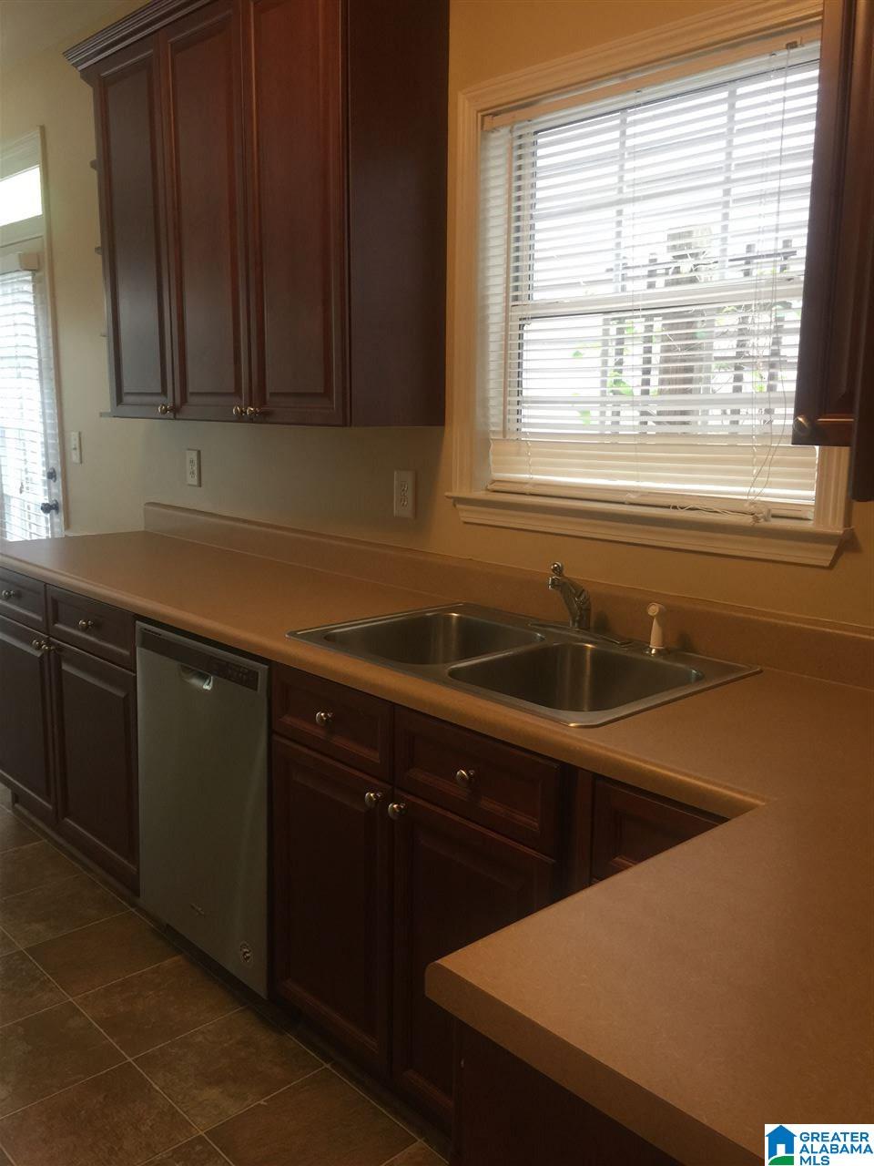 314 Calloway Lane Pelham, AL 35124 - Photo 5 of 22