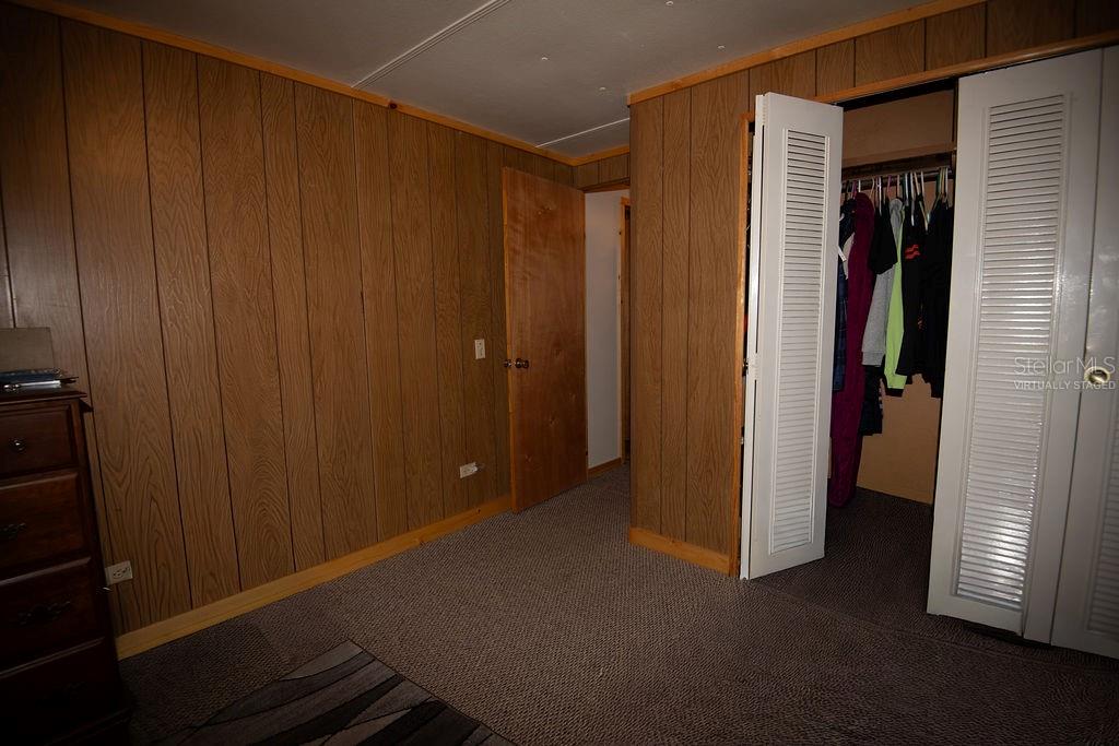 240 Kitty Avenue Interlachen, FL 32148 - Photo 16 of 44 a view of closet area