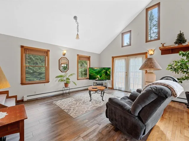 $599,000 | 200 Fontaine Lane, East Montpelier, VT 05651