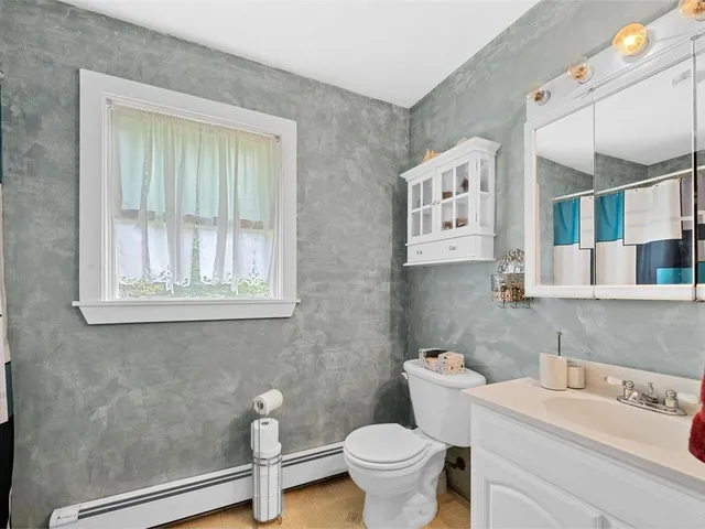 $599,000 | 200 Fontaine Lane, East Montpelier, VT 05651