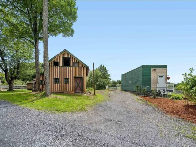 $599,000 | 200 Fontaine Lane, East Montpelier, VT 05651