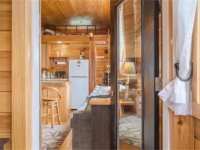 $599,000 | 200 Fontaine Lane, East Montpelier, VT 05651