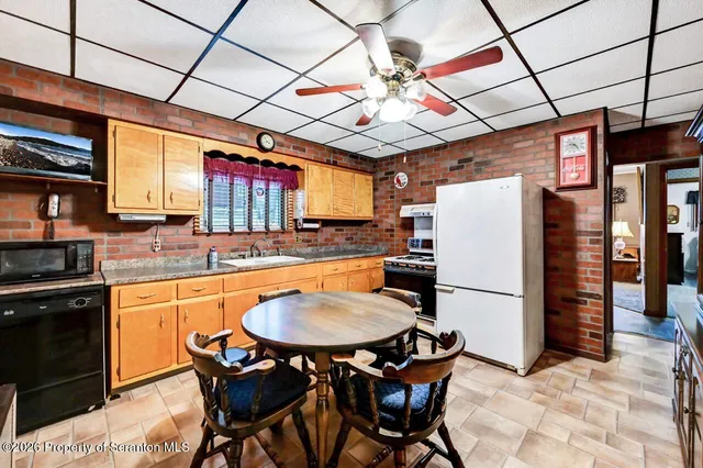 $290,000 | 1295 Reynolds Avenue, Taylor, PA 18504