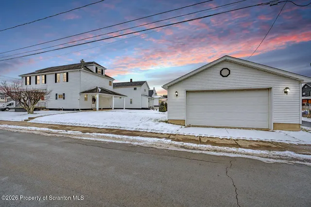 $290,000 | 1295 Reynolds Avenue, Taylor, PA 18504