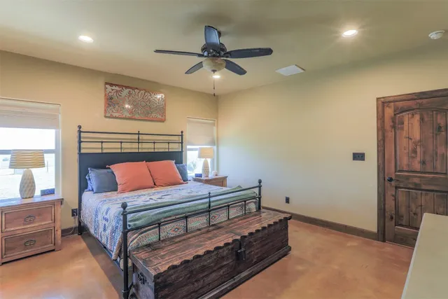 $770,000 | 3200 County Road 320, Granger, TX 76530