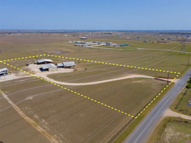 $770,000 | 3200 County Road 320, Granger, TX 76530