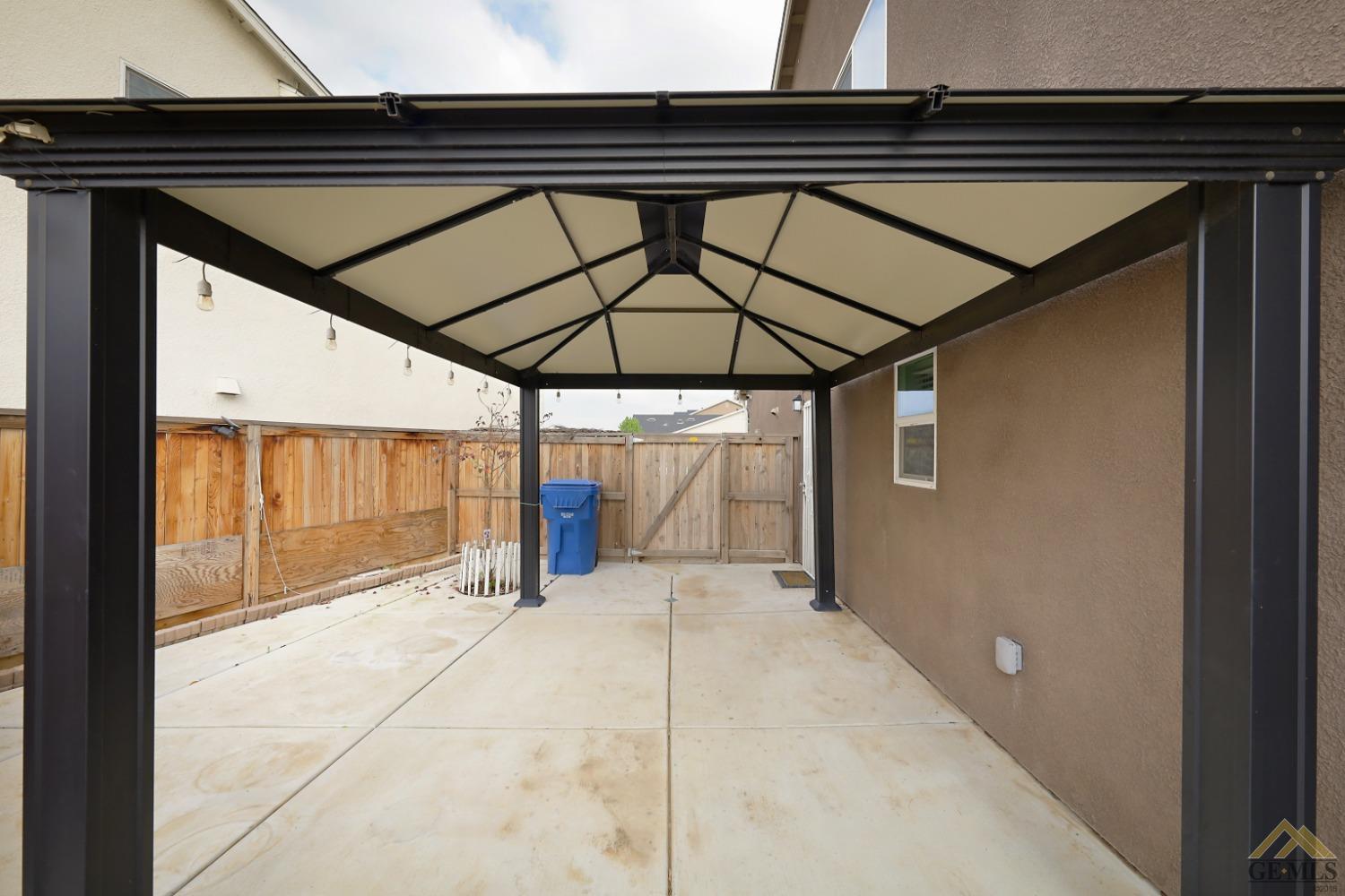 Undisclosed Address Shafter, CA 93263 - Photo 34 of 36 a view of a indoor basketball court