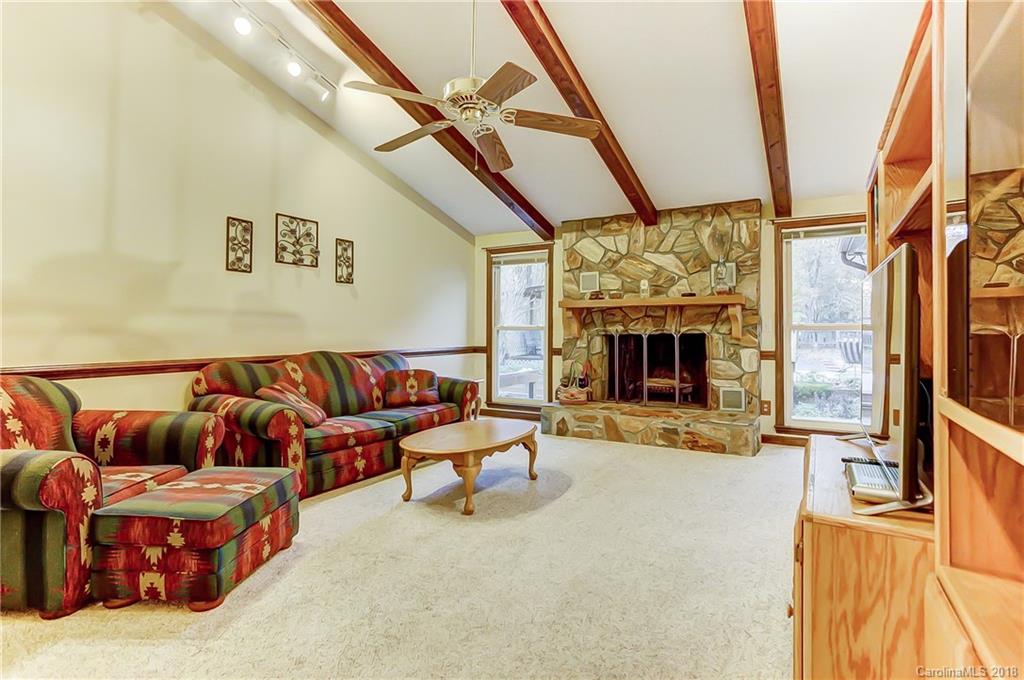 17618 McKee Road Charlotte, NC 28278 - Photo 4 of 24 Gallery Image 4