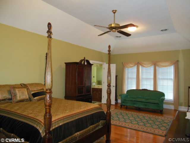 Master Bedroom - The master bedroom has a large ar