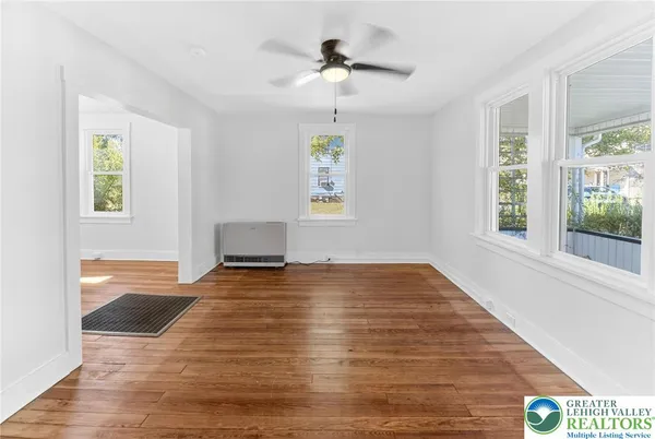 $357,900 | 3 Oakland Avenue, East Stroudsburg, PA 18301