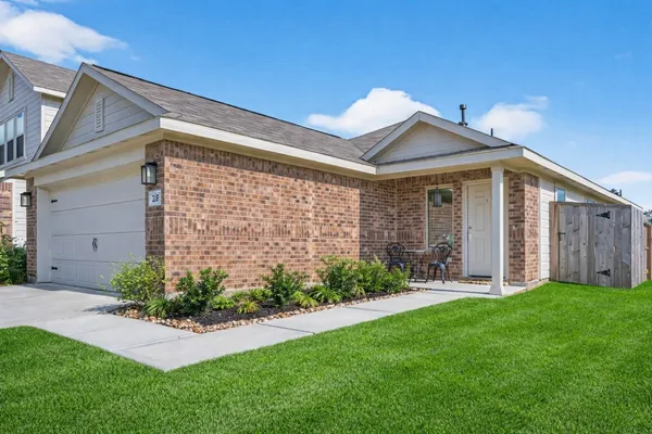 $245,000 | 2450 Ridge Oak Drive, Conroe, TX 77301